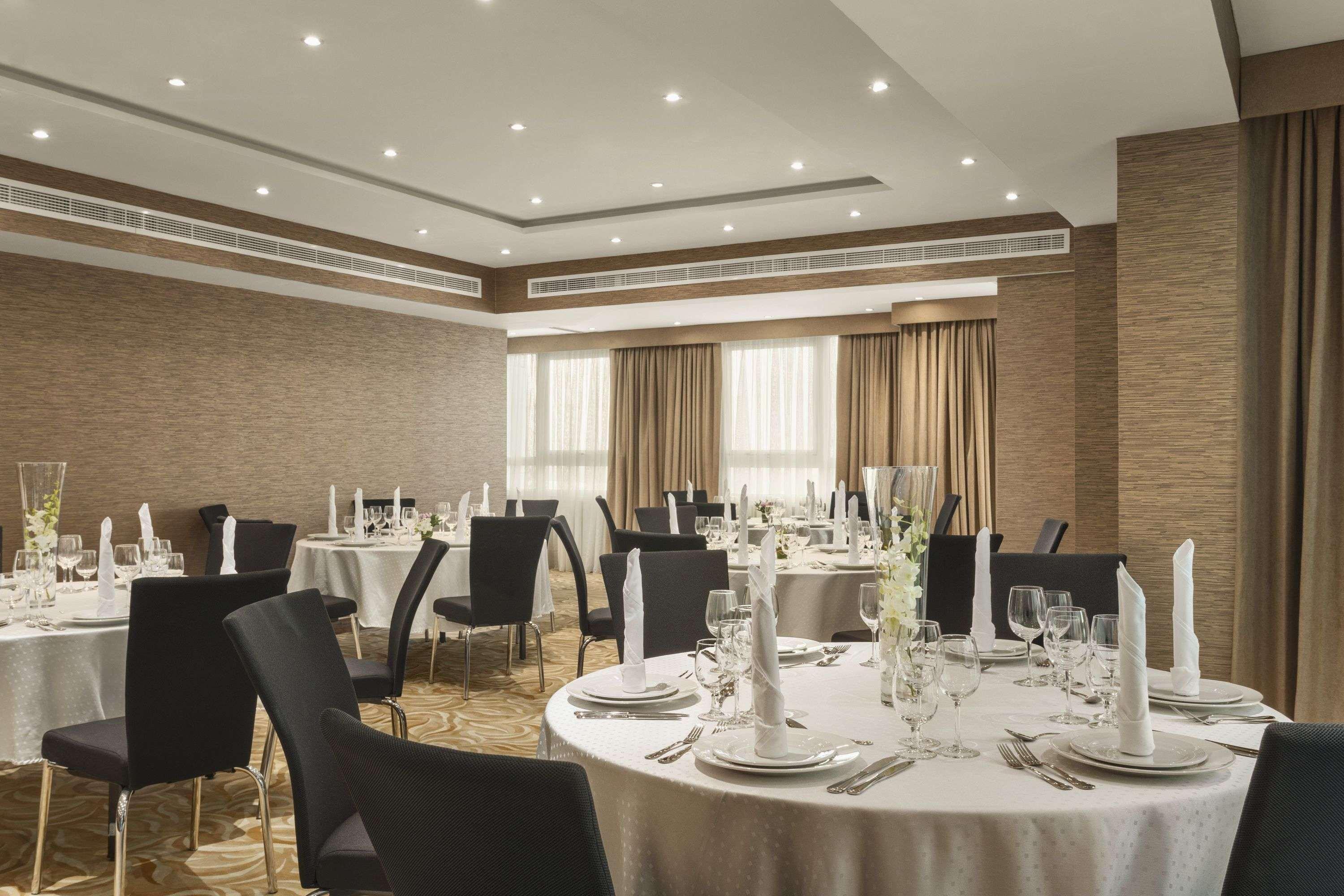 Hawthorn Extended Stay By Wyndham Abu Dhabi City Center 4*
