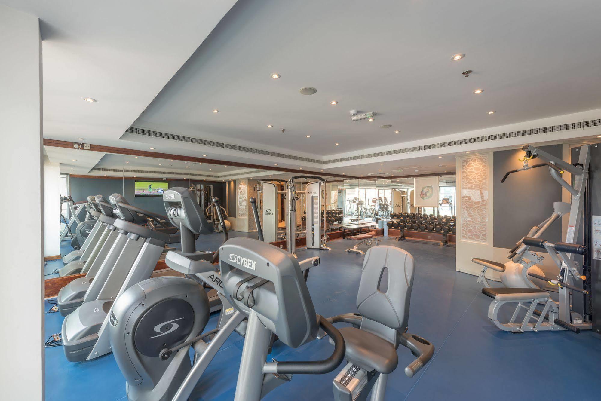 Hawthorn Extended Stay By Wyndham Abu Dhabi City Center Hotel 4*